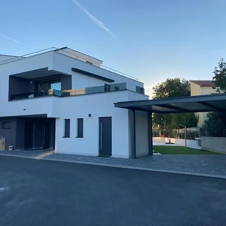 וילה Joka באניולה