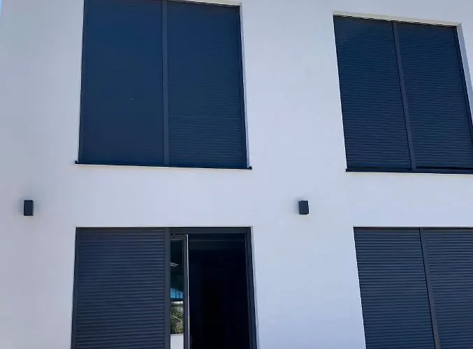 Joka * באניולה