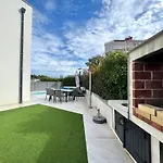 Joka With Heated Pool And Huge Roof Terrace Banjole