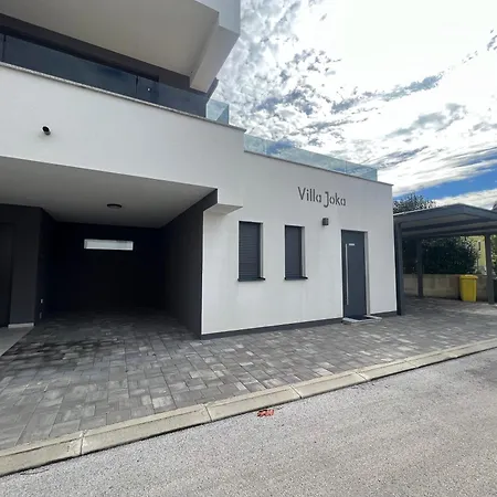 Joka With Heated Pool And Huge Roof Terrace Villa *