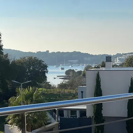 Joka With Heated Pool And Huge Roof Terrace * Banjole