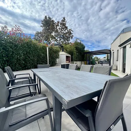 Villa Joka With Heated Pool And Huge Roof Terrace *