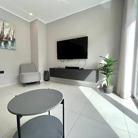 Joka With Heated Pool And Huge Roof Terrace Villa